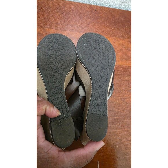 Michael Kors Brown Leather /Suede Strappy Platform Wedge Sandals Size 9 - Picture 5 of 8